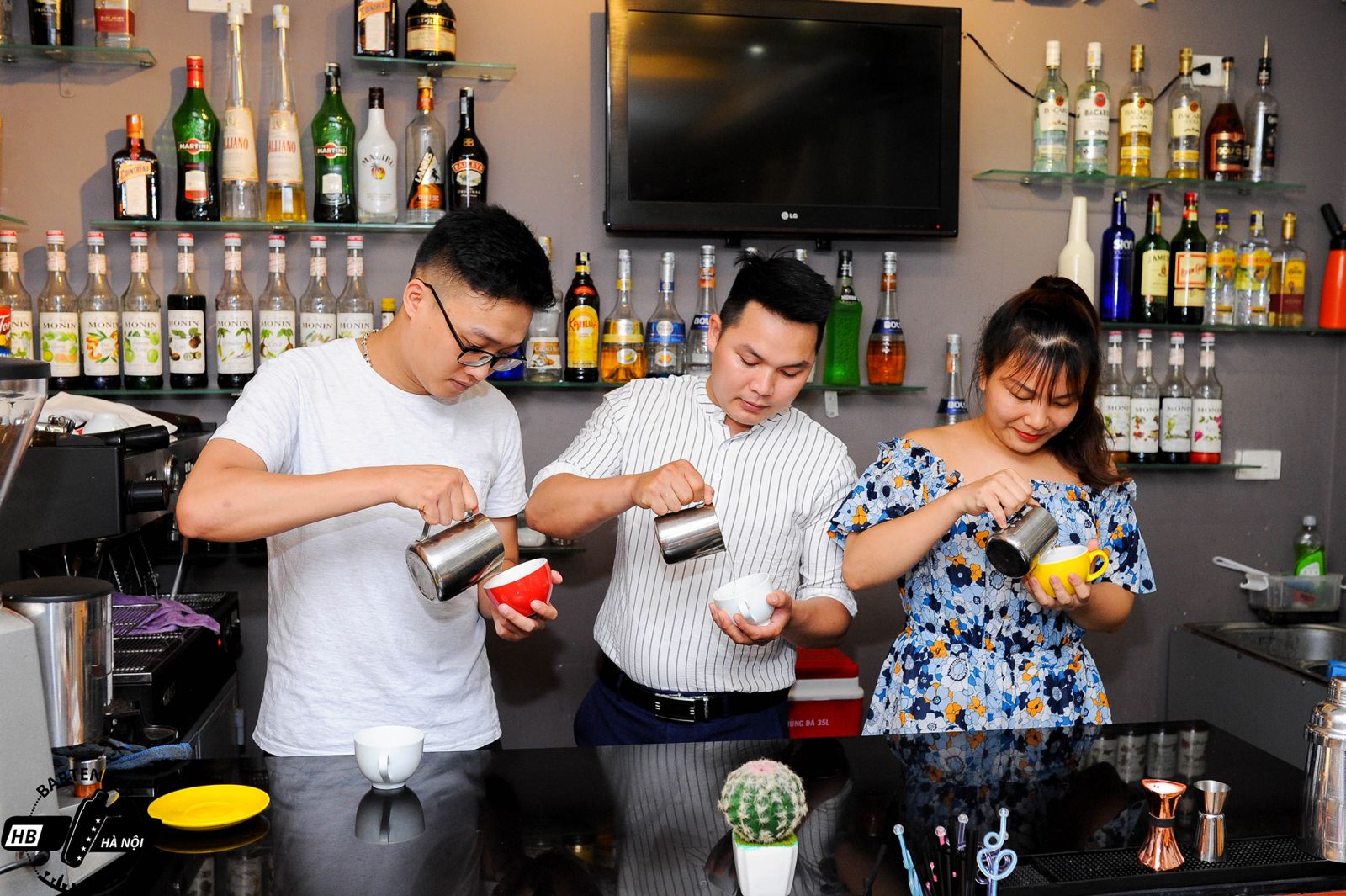 hoc-nghe-bartender-2
