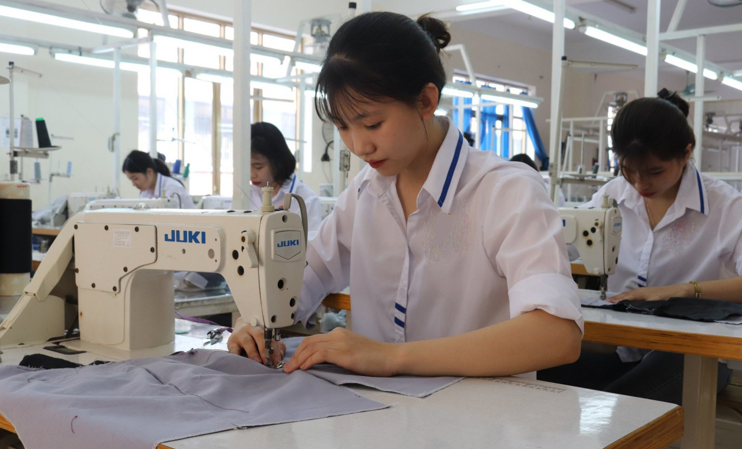 hoc-nghe-may-1