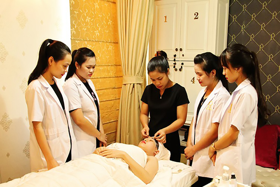 hoc-spa