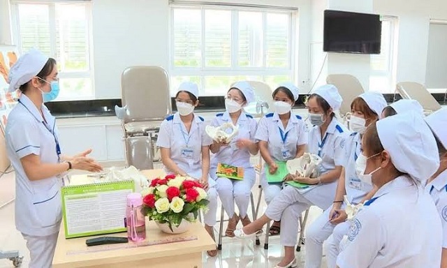 Vì sao nên học ngành Điều dưỡng tại TPHCM?